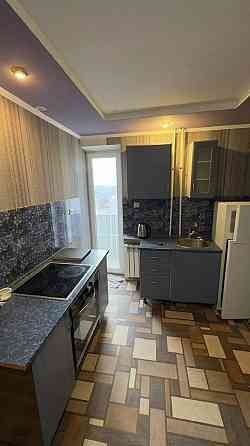 Продам 2 к кв-ру в Центр. р-не, 17 жмр, ор. к-р «Савона» Мариуполь