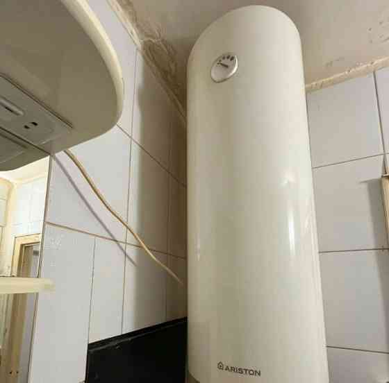 Самый центр г. Донецка - Ворошиловский р-н, бульвар Шевченко Донецк