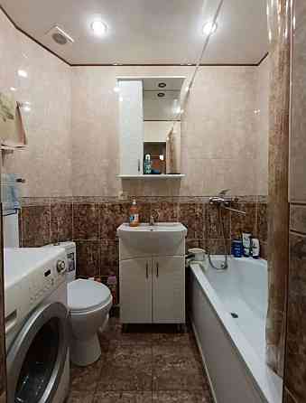 Продаётся с водой просторная 2-х комнатная квартира по улице Кольцова Донецк