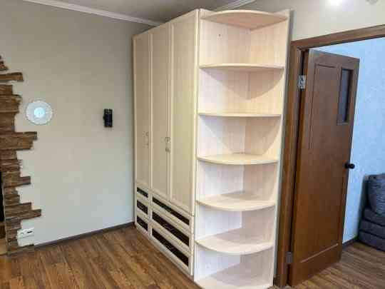 Сдается тихая, светлая трехкомнатная квартира в Калининском районе Донецк