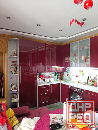 Продам жилой дом на участке 10 соток улица Фомина Донецк - изображение 1