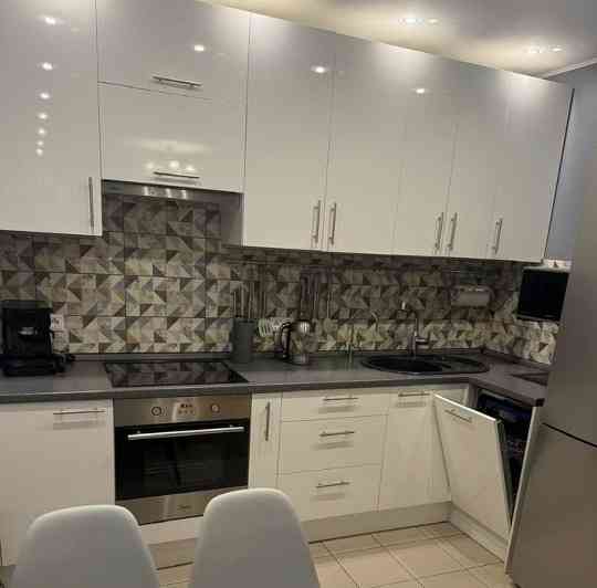 Сдаю двухкомнатную квартиру в Калининском районе Донецк