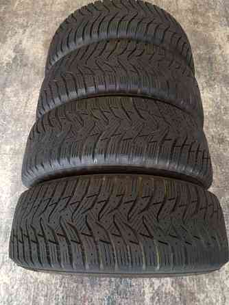 Продам зимнюю резину KUMHO Донецк