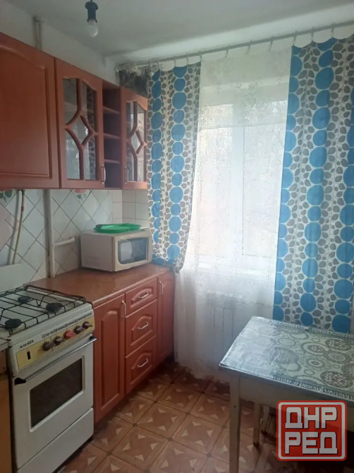 Продажа 2х комнатной квартиры в г.Харцызске, Черемушках р-н 25 школы. Харцызск - изображение 4