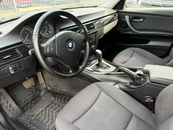BMW 3 318i, 2011г., Двигатель 2л бензин, Коробка автомат Торез