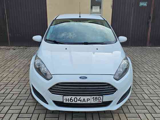 Продам Ford fiesta 2015 Макеевка