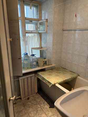 3х-комн., пл. Ленина, 70м2, 2/4 Донецк