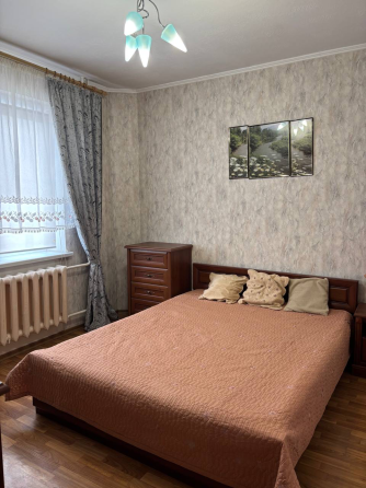 Сдам трёхкомнатную квартиру Донецк