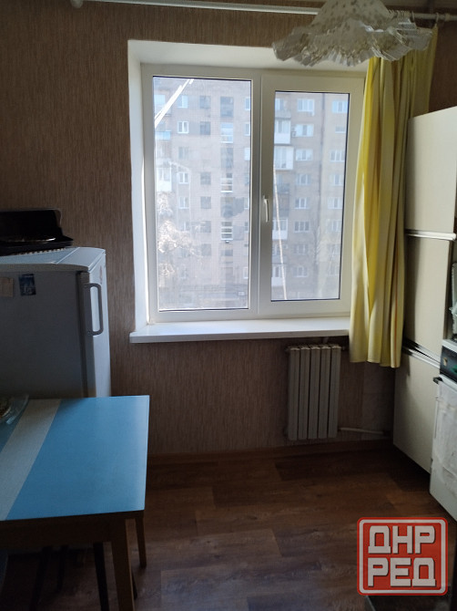 Продаю 3-х комнатную квартиру в центре города Макеевка бульвар Горбачева, ориентир налоговая. Макеевка - изображение 3