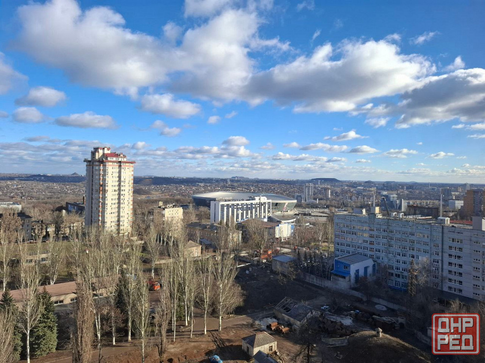 Трехкомнатная квартира по ул. Артема, рядом травматология Донецк - изображение 1