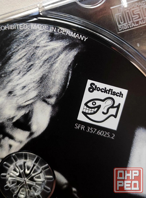 Фирменный CD Новый. Water Falls. Sara K. Рельефный IFPI. Made in Germany Донецк - изображение 4