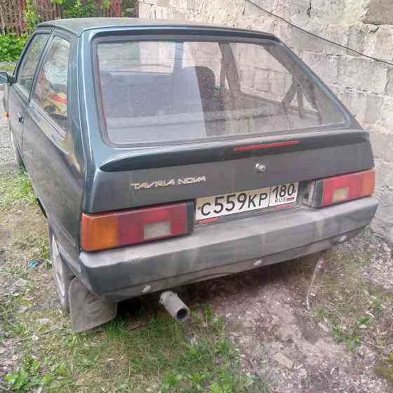 Таврия Донецк