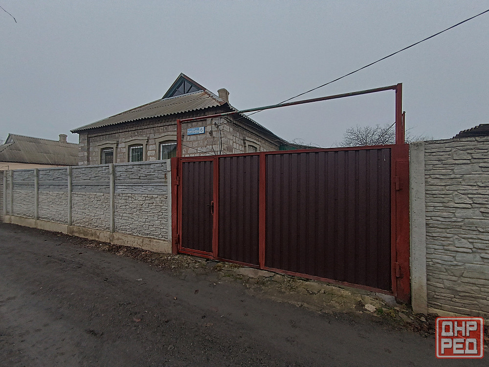 Продам дом в Ленинском районе, военное училище. Донецк - изображение 1