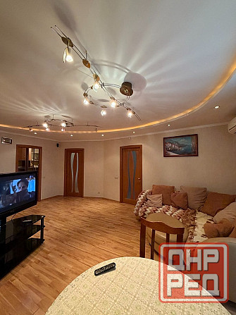 Продажа 2 ком. квартиры в Ворошиловском районе г. Донецк, б. Школьный (ориентир Донбасс Арена). Донецк - изображение 2