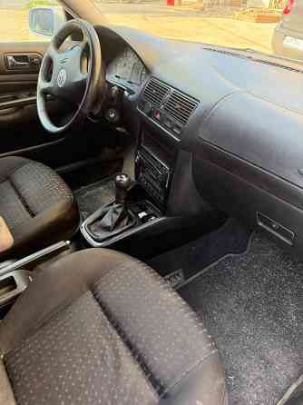 Продажа Golf 4 1.6 механика 2000год Донецк
