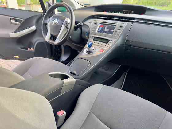 Toyota Prius Донецк