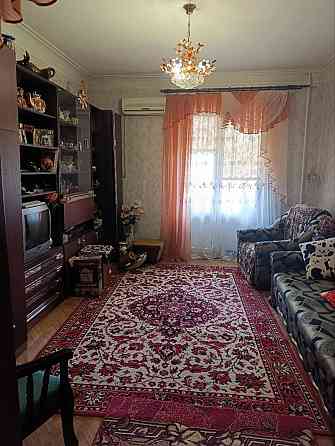 Продам 2-х ком квартиру 2/2, 48 м2. Пл. Бакинских комиссаров.Куйбышевский район. Донецк