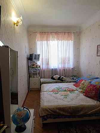 Продам 2-х ком квартиру 2/2, 48 м2. Пл. Бакинских комиссаров.Куйбышевский район. Донецк