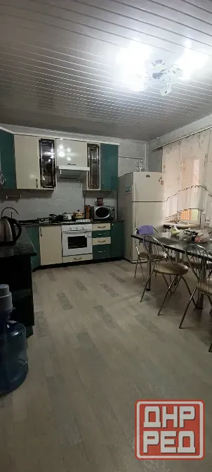 Продам 3-х комн 100 м² в Ворошиловском р-не. Два санузла. Лоджия. Кирпичный дом. Донецк - изображение 1
