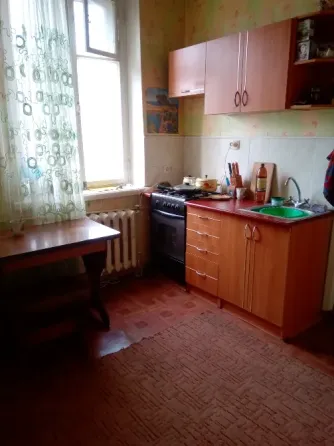 Продам 2х комн квартиру Ясиноватая