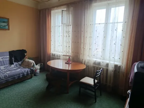 Продам 2х комн квартиру Ясиноватая