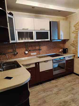Сдам 1 комнатную квартиру с водой пролетарский район ул щетинина Донецк