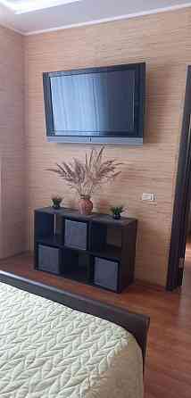 Сдам крупногабаритную 2 комнатную квартиру ворошиловском районе роза люксембург Донецк