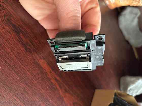 Продам печатающую головку epson Макеевка