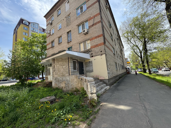 Продажа 2х Комнатной Крупногабаритной Квартиры с Отдельным Входом На Ул. Марии Ульяновой! Донецк