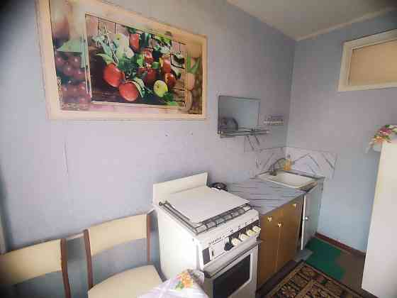 продаётся светлая и очень уютная однокомнатная квартира 37,1 м ² в самом центре города! собственник Донецк