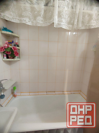 продаётся светлая и очень уютная однокомнатная квартира 37,1 м ² в самом центре города! собственник Донецк - изображение 10