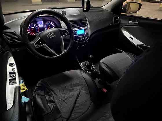 Продам Hyundai Solaris Донецк
