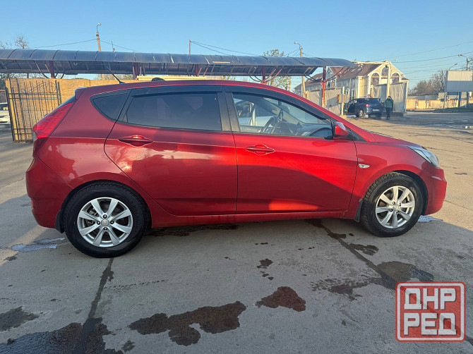 Продам Hyundai Solaris Донецк - изображение 2