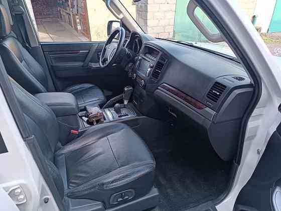 Mitsubishi Pajero 2013г 66500км Торез