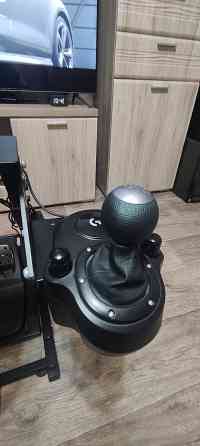 Игровой руль Logitech G923 с кпп и стойкой Макеевка