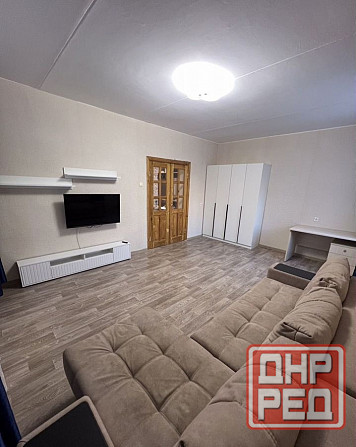 Сдаю двухкомнатную квартиру 60 м² этаж 3 ворошиловский район, школьный бульвар Донецк - изображение 1