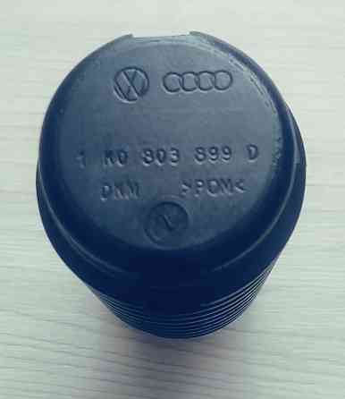 Болт крепления запасного колеса VAG (VW/Audi/Skoda/Seat) 1K0 803 899 D Донецк