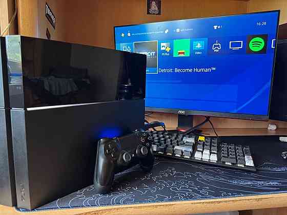 Продам PlayStation 4 FAT 500GB Донецк