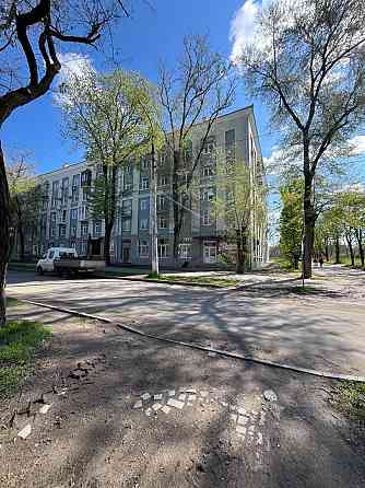 Продается двухкомнатная квартира в Левобережном районе Мариуполь