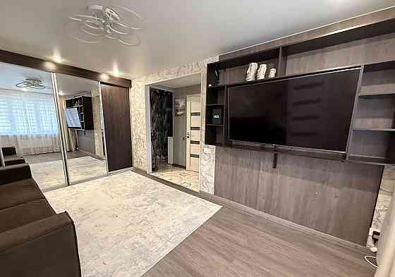 Сдаю двухкомнатную квартиру 45.0 м² этаж 1/5 город донецк, киевский район, травматология, пешая дост Донецк