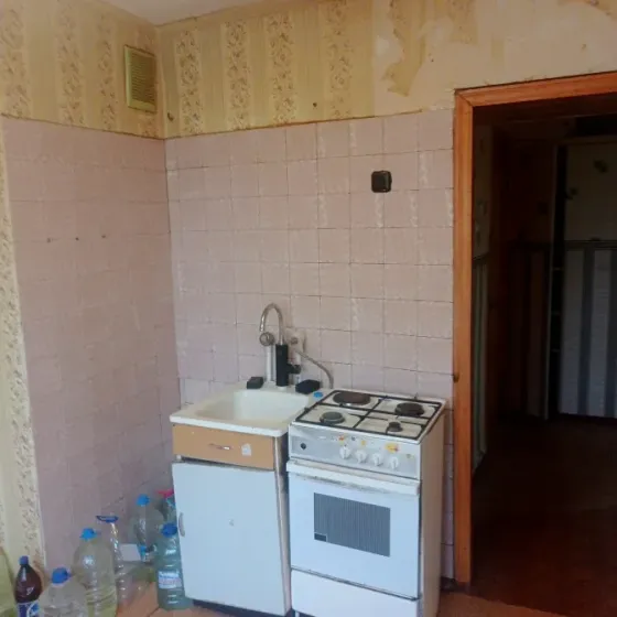 Центр, сдам 2 км кв без мебели и техники Донецк