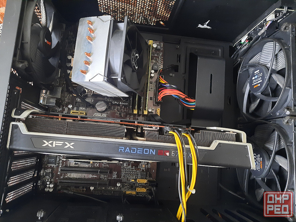 Видеокарта XFX 6700XT 12 Гб Донецк - изображение 1