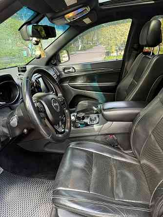 Продам Jeep Grand Cherokee 2015 года Донецк