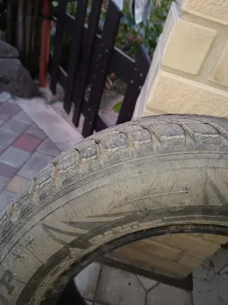 Шины Dunlop 195*65*15 зимние б/у Харцызск