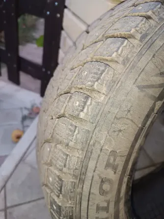 Шины Dunlop 195*65*15 зимние б/у Харцызск