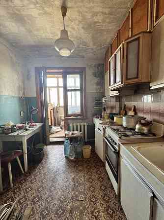 Продажа 3-комнатной квартиры 8/9, в г. Макеевка,ориентир рынок Баракат Макеевка
