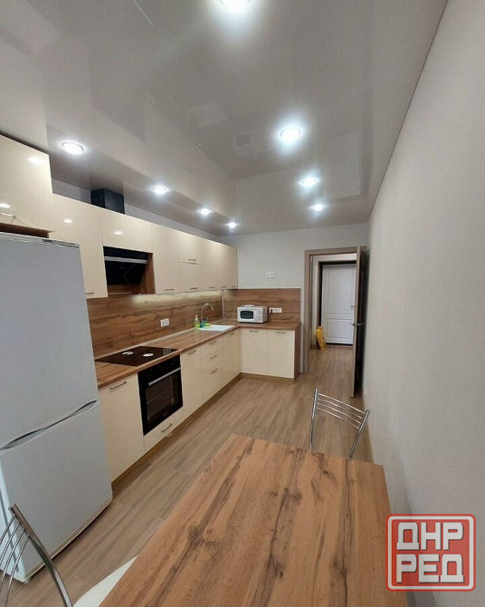Сдаю однокомнатную квартиру 36 м² этаж 4/9. город Донецк, Будённовский район, ул. Независимости. Донецк - изображение 1
