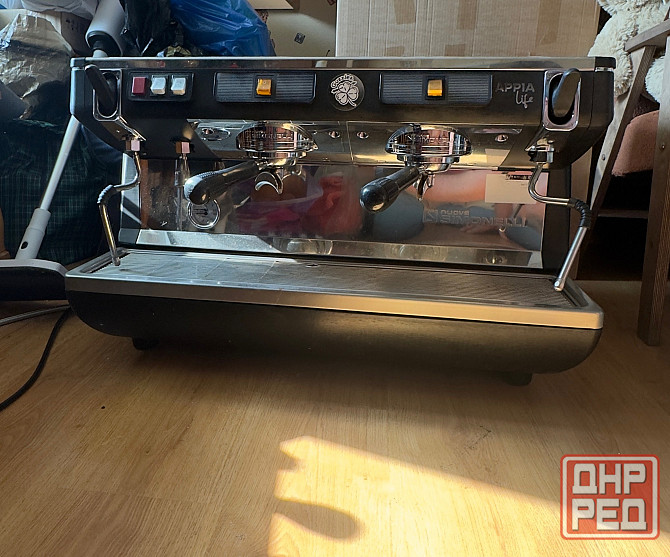 Продается кофемашина nuova simonelli appialife 2grs Донецк - изображение 1