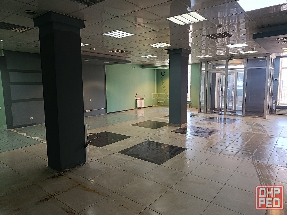 Сдам помещение115 м² на Шахтёрской площади. Отдельный вход. Парковка. Донецк - изображение 2