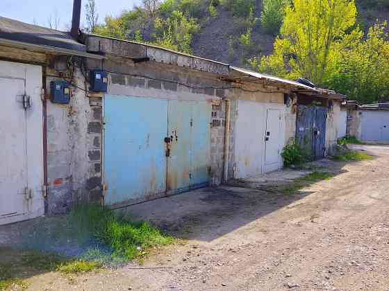 Продаю гараж Калининский район по ул. Гипрошахтная 30а, Горняк 2 Донецк